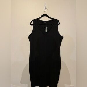 Black Sleeveless V-Neck Dress